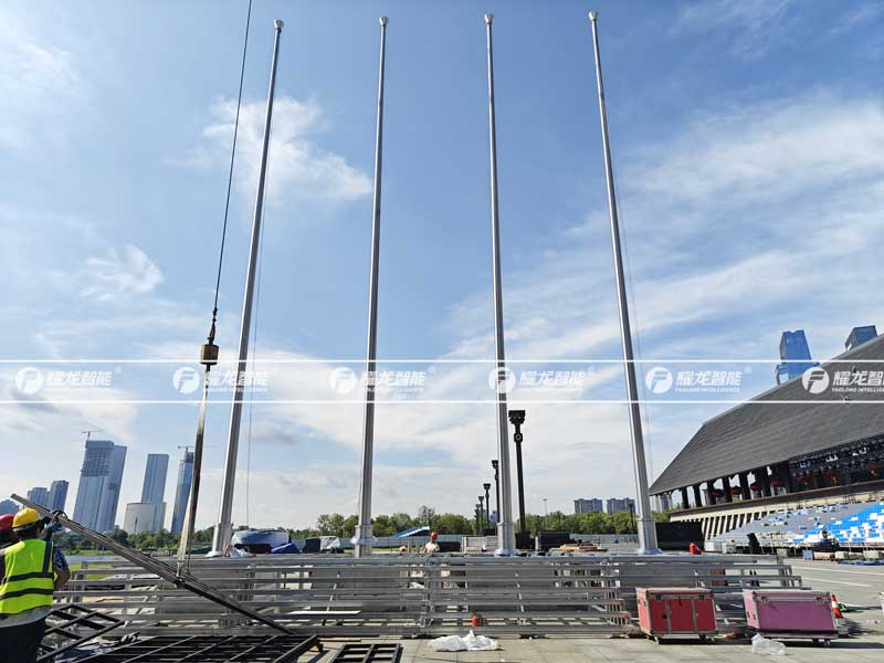 選擇體育場館升旗系統廠家需要注意什么？